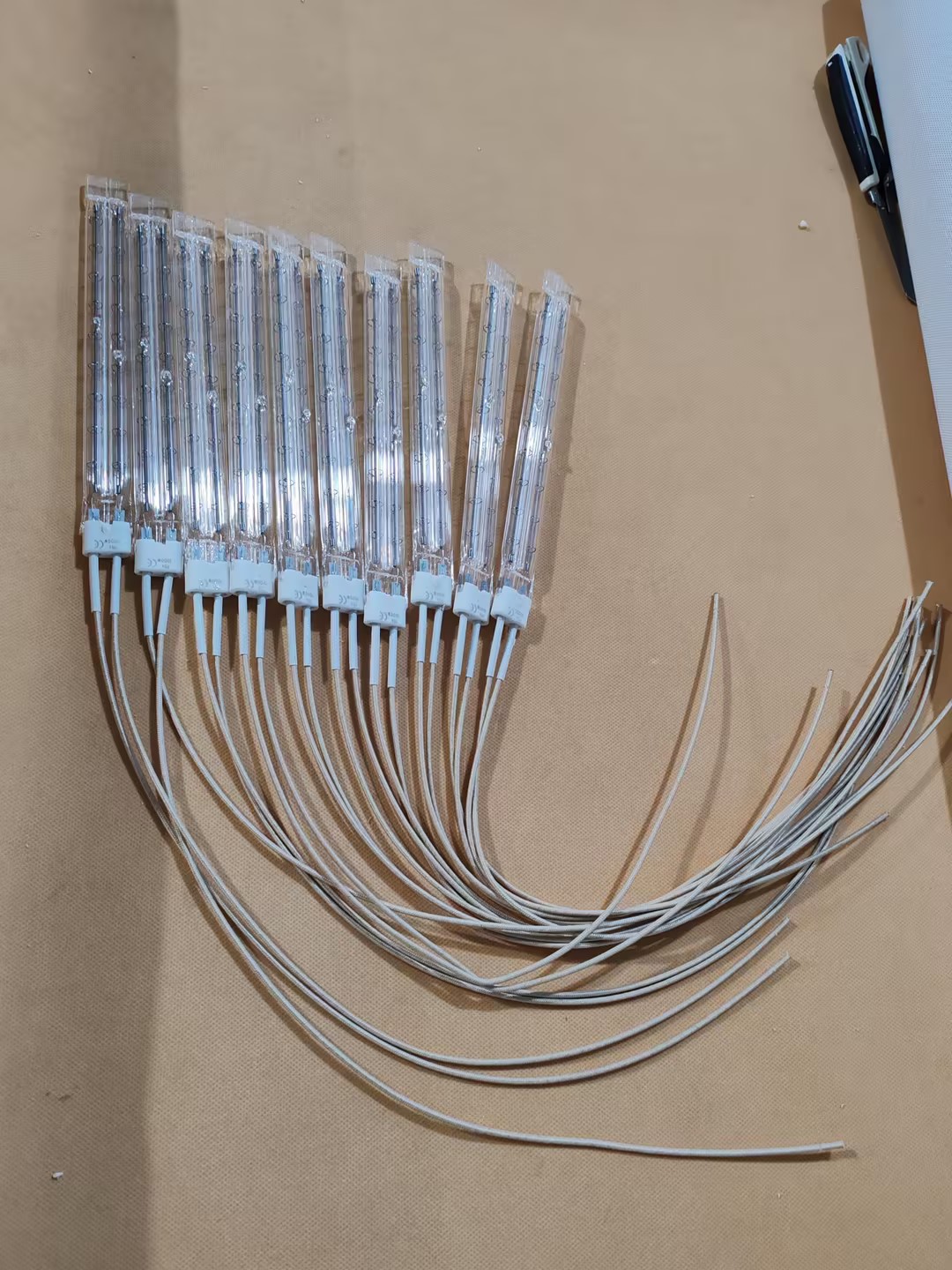 Technical Specifications and Application of the 1200W 650mm 220V Halogen IR Lamp